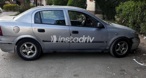 Opel Astra 2000 Silver Manual Used for Sale in Banha - 4