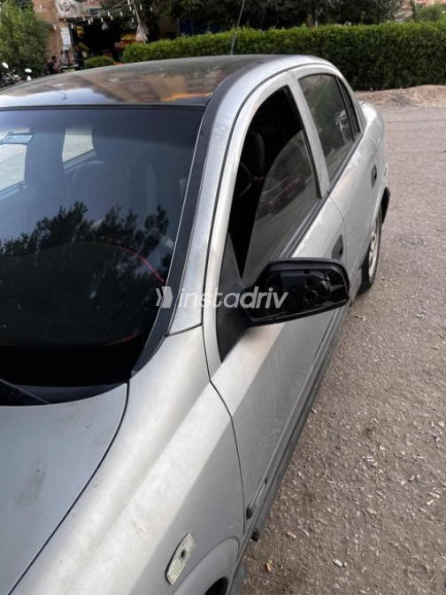 Opel Astra 2000 Silver Manual Used for Sale in Banha - 5