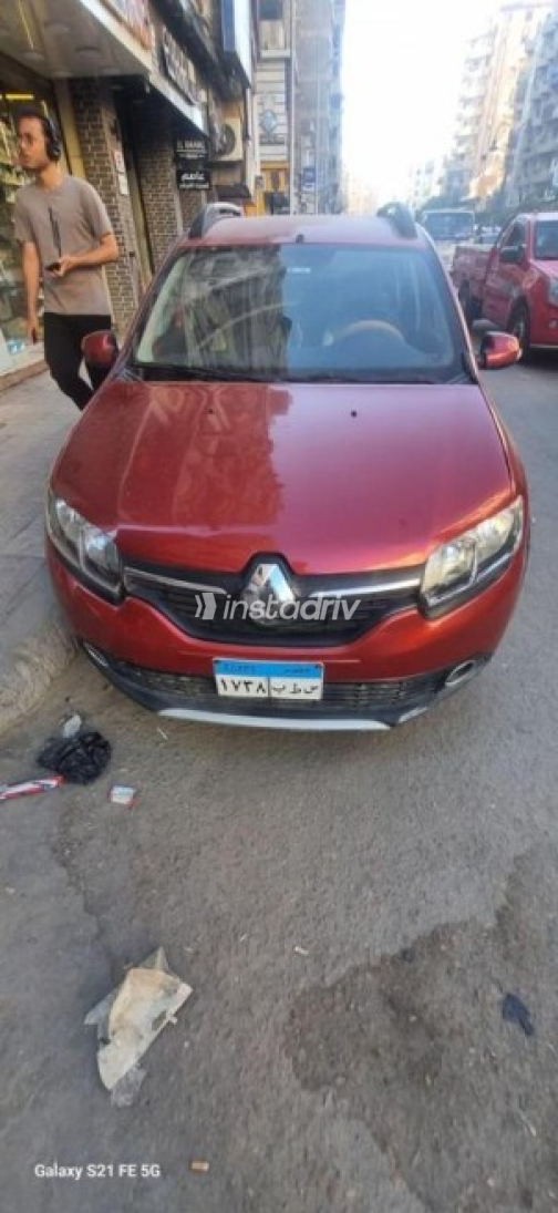 Renault Sandero Step Way 2016 Red Automatic Used for Sale in Alexandria - 2