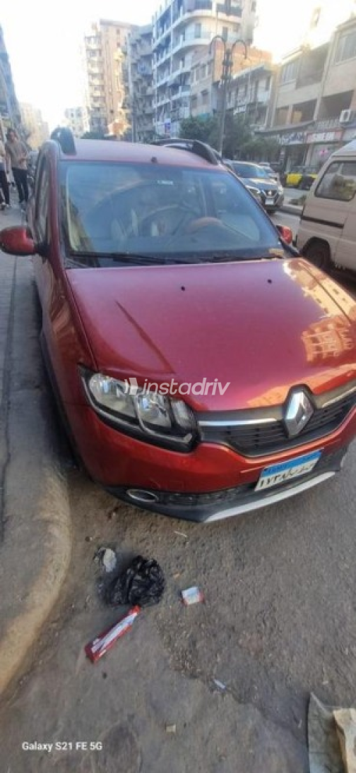 Renault Sandero Step Way 2016 Red Automatic Used for Sale in Alexandria - 4
