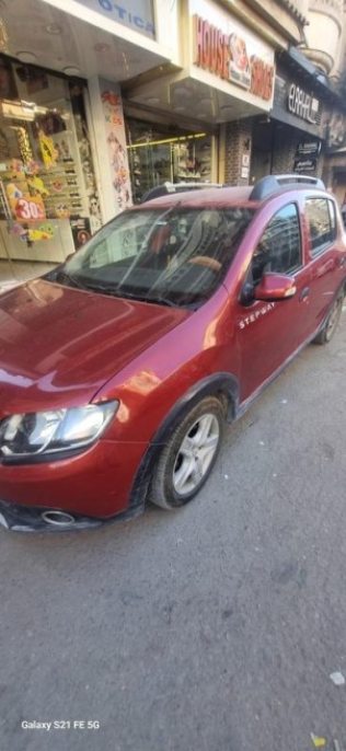 Renault Sandero Step Way 2016 Red Automatic Used for Sale in Alexandria