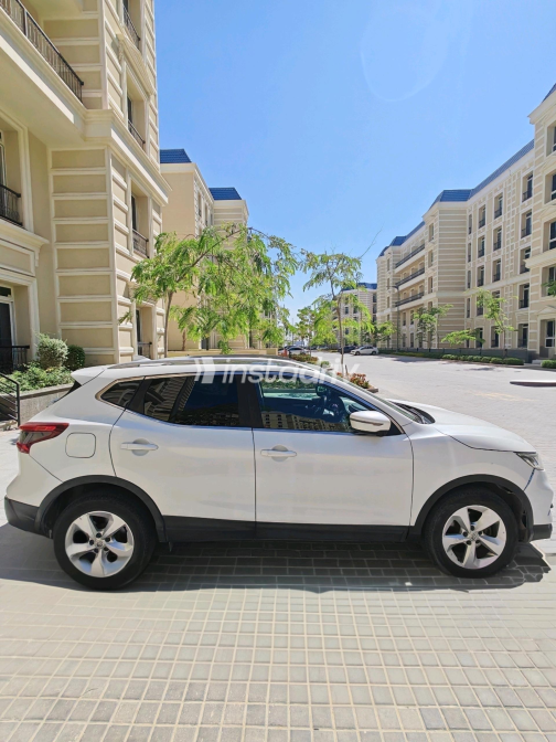 Nissan Qashqai 2019 White Automatic Used for Sale in Greater Cairo ( Cairo + Giza) - 2