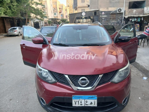 Nissan Qashqai 2017 Dark Red Automatic Used for Sale in Cairo - 10