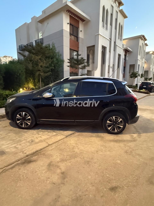 Peugeot 2008 2019 Black Automatic Used for Sale in Greater Cairo ( Cairo + Giza) - 1