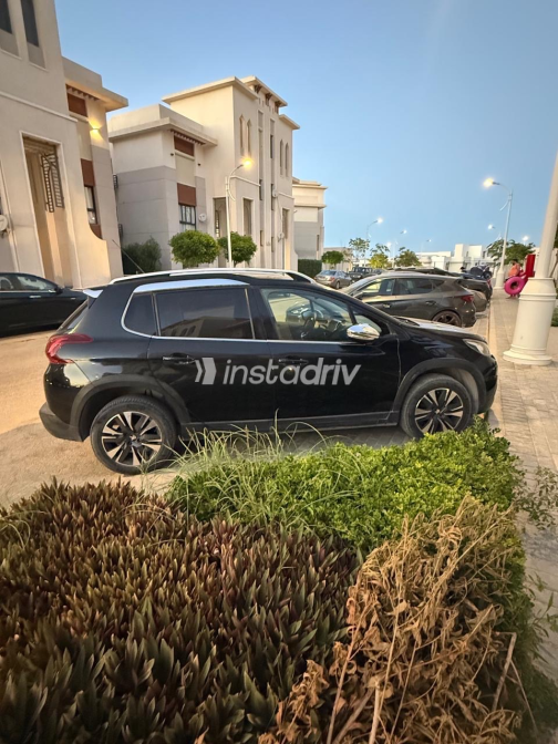 Peugeot 2008 2019 Black Automatic Used for Sale in Greater Cairo ( Cairo + Giza) - 3