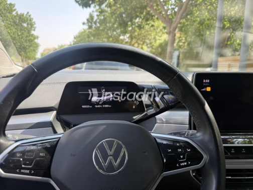 Volkswagen ID 6 2022 White Automatic Used for Sale in Greater Cairo ( Cairo + Giza) - 8