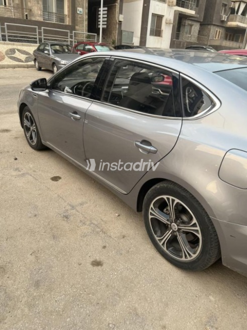 ام جى 6 2022 فضي أوتوماتيك مستعملة للبيع في القاهرة - 3