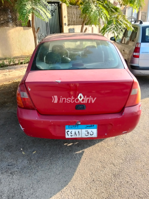 Renault Clio 2001 Red Manual Used for Sale in Greater Cairo ( Cairo + Giza) - 3