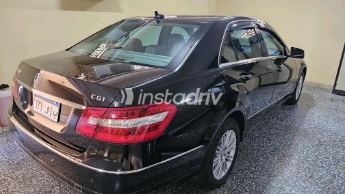 Mercedes E 250 2012 Black Automatic Used for Sale in Greater Cairo ( Cairo + Giza) - 3