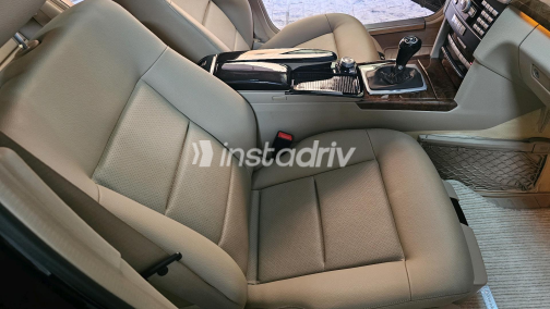 Mercedes E 250 2012 Black Automatic Used for Sale in Greater Cairo ( Cairo + Giza) - 10