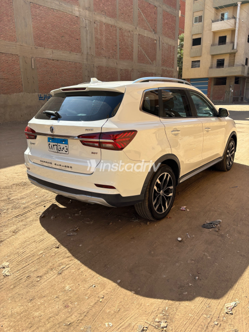 ام جى ار اكس 5 2020 أبيض أوتوماتيك مستعملة للبيع في القاهرة الكبرى ( القاهرة - الجيزة) - 4