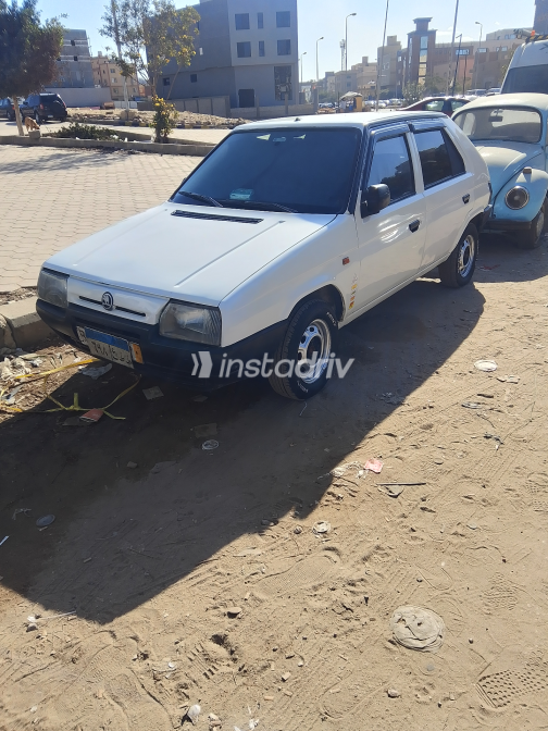 سكودا فورمان 1994 أبيض يدوي مستعملة للبيع في القاهرة الكبرى ( القاهرة - الجيزة) - 2