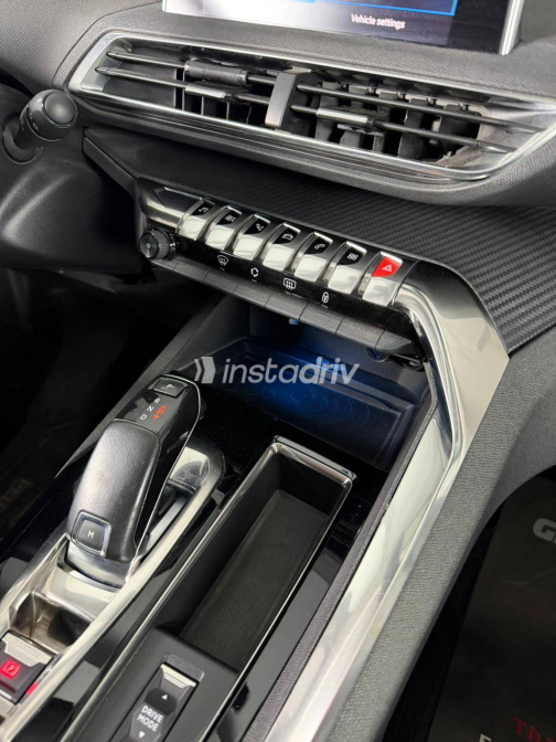 Peugeot 5008 2021 White Automatic Used for Sale in Greater Cairo ( Cairo + Giza) - 2