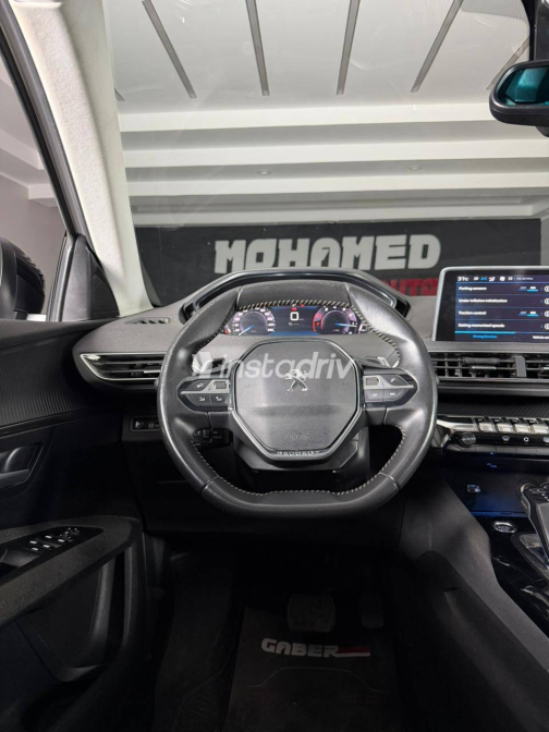 Peugeot 5008 2021 White Automatic Used for Sale in Greater Cairo ( Cairo + Giza) - 6