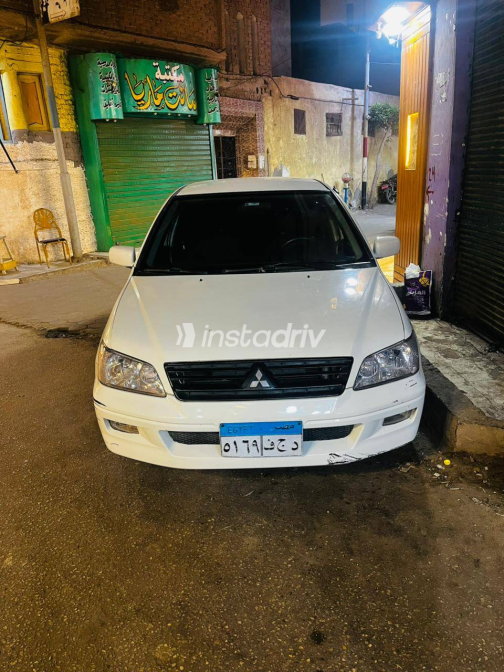 Mitsubishi Lancer 2001 White Automatic Used for Sale in Greater Cairo ( Cairo + Giza) - 3