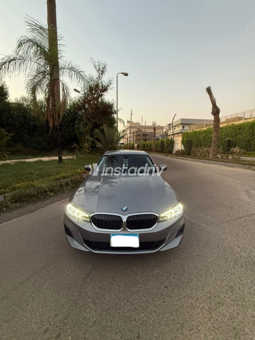 بي ام دبليو 320 2024 رمادي أوتوماتيك مستعملة للبيع في القاهرة الكبرى ( القاهرة - الجيزة) - 10