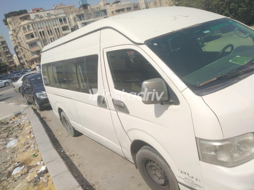 Toyota Hiace 2013 White Manual Used for Sale in Greater Cairo ( Cairo + Giza) - 2