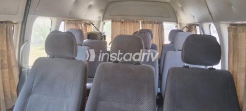 Toyota Hiace 2013 White Manual Used for Sale in Greater Cairo ( Cairo + Giza) - 6
