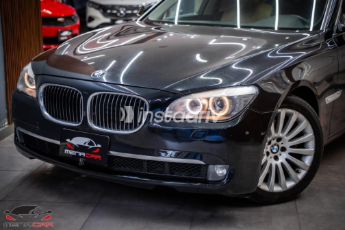 BMW 740 2011 Black Automatic Used for Sale in Cairo - 4