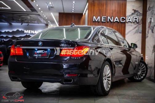BMW 740 2011 Black Automatic Used for Sale in Cairo - 8