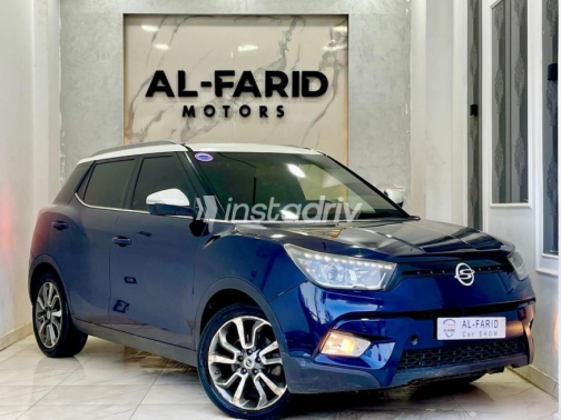 Ssang Yong Tivoli 2015 Dark Blue Automatic Used for Sale in Greater Cairo ( Cairo + Giza) - 7