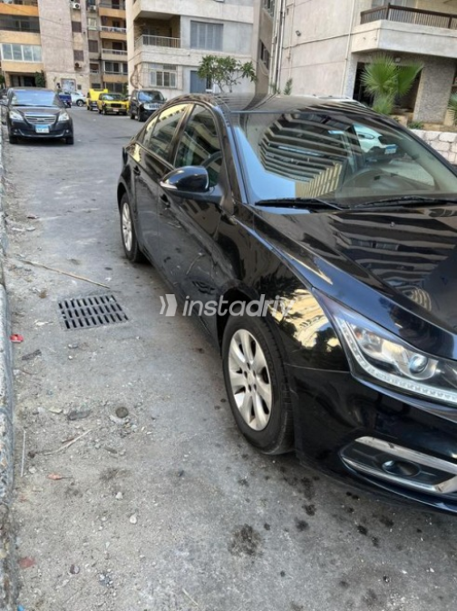 Chevrolet Cruze 2016 Black Automatic Used for Sale in Alexandria - 4