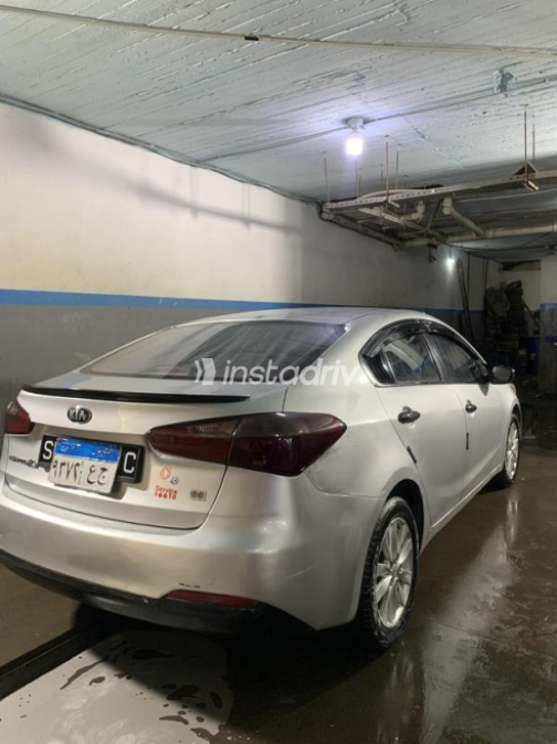 Kia Cerato 2015 Silver Automatic Used for Sale in Giza - 4