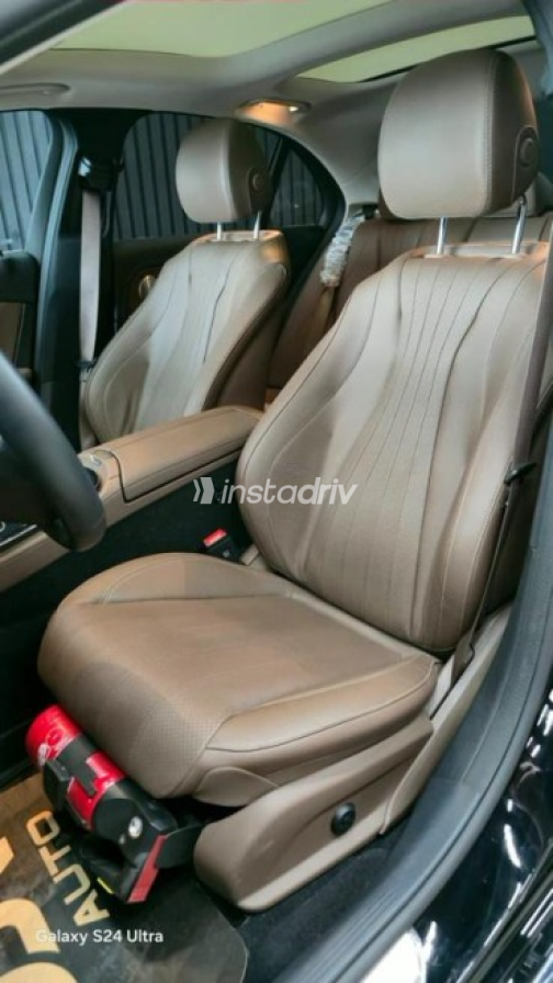 Mercedes E 200 2023 Black Automatic Used for Sale in Cairo - 8