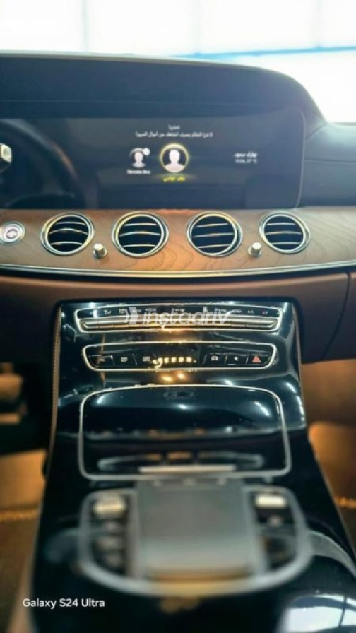 Mercedes E 200 2023 Black Automatic Used for Sale in Cairo - 10