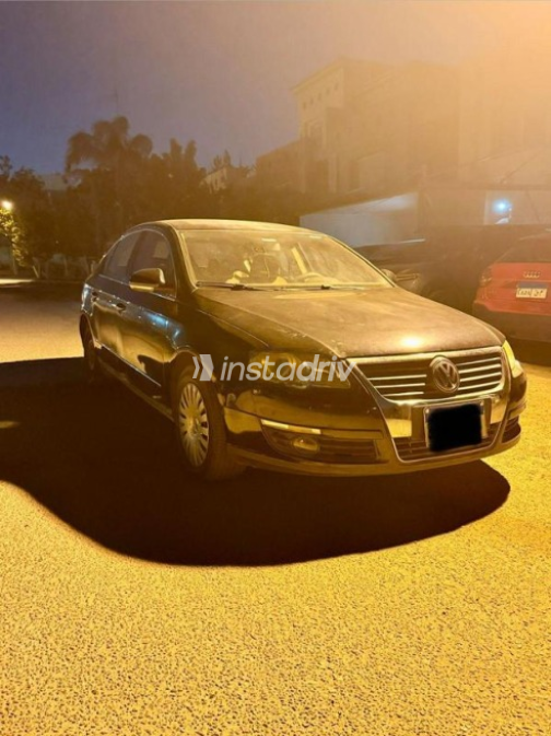 Volkswagen Passat 2007 Black Automatic Used for Sale in Sheikh Zayed City - 1