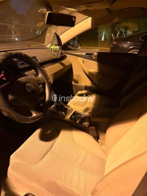 Volkswagen Passat 2007 Black Automatic Used for Sale in Sheikh Zayed City - 7