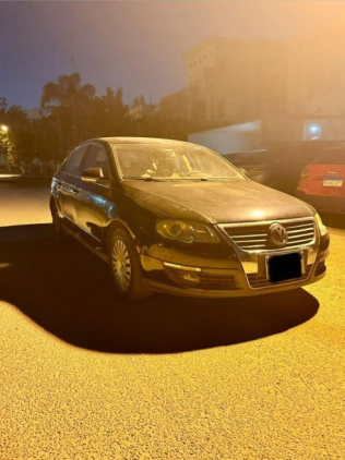 Volkswagen Passat 2007 Black Automatic Used for Sale in Sheikh Zayed City