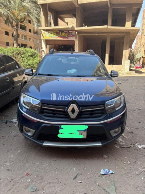 Renault Sandero Step Way 2019 Blue Automatic Used for Sale in El Haram - 1
