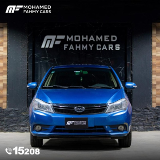 بى واى دى‬ F3 2021 أزرق غامق يدوي مستعملة للبيع في القاهرة