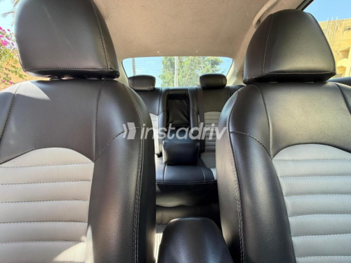 Nissan Sunny 2013 Silver Automatic Used for Sale in Alexandria - 8