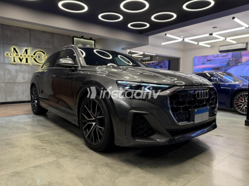 Audi Q8 2025 Gray Automatic Used for Sale in Heliopolis - 2