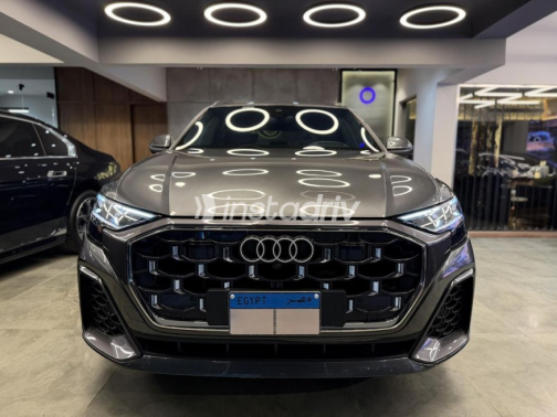 Audi Q8 2025 Gray Automatic Used for Sale in Heliopolis - 3