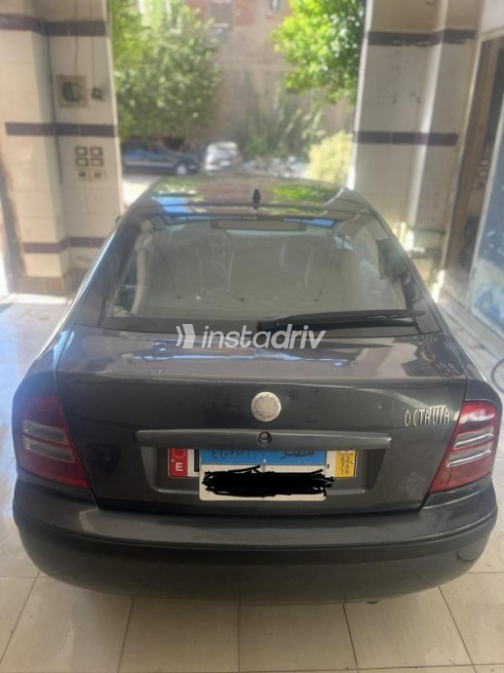 سكودا اوكتافيا A4 2009 أبيض يدوي مستعملة للبيع في كفر الشيخ - 5
