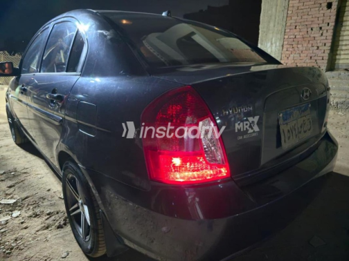 Hyundai Accent 2011 Gray Automatic Used for Sale in Banha - 5