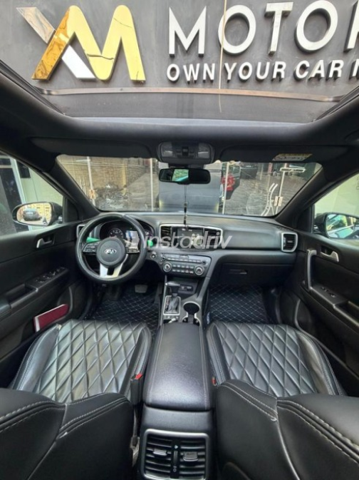 Kia Sportage 2020 Dark Blue Automatic Used for Sale in Heliopolis - 8