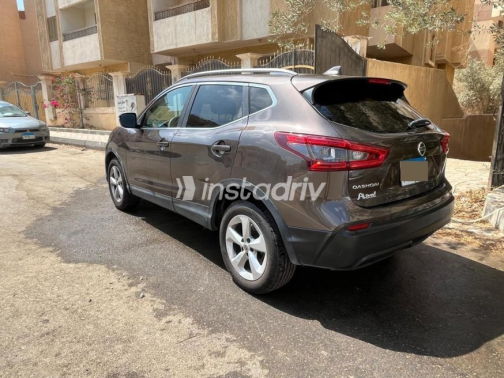 Nissan Qashqai 2019 Bronze Automatic Used for Sale in Obour City - 3