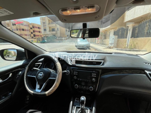 Nissan Qashqai 2019 Bronze Automatic Used for Sale in Obour City - 5