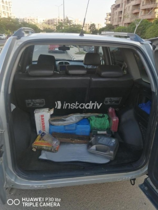 Chery Tiggo 3 2017 Silver Automatic Used for Sale in Greater Cairo ( Cairo + Giza) - 3