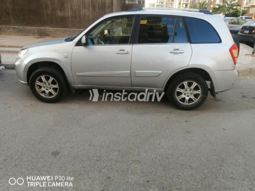 Chery Tiggo 3 2017 Silver Automatic Used for Sale in Greater Cairo ( Cairo + Giza) - 9