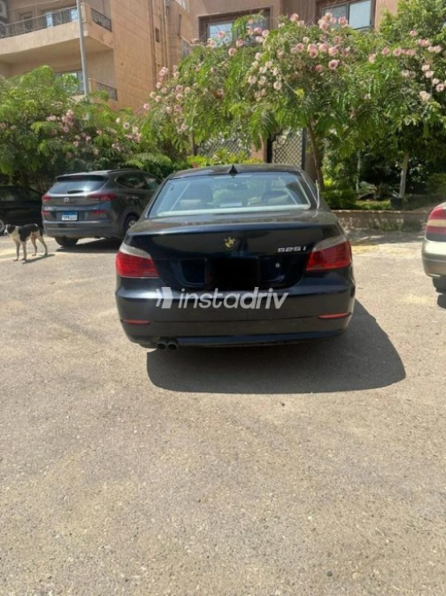 BMW 525 2010 Dark Blue Automatic Used for Sale in Cairo - 8