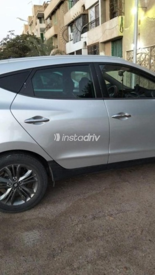 Hyundai IX 35 2015 Silver Automatic Used for Sale in Obour City - 2