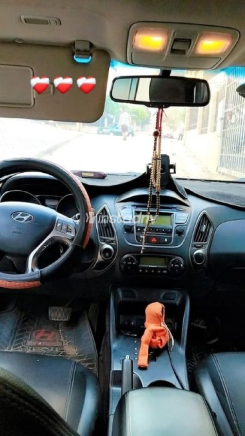 Hyundai IX 35 2015 Silver Automatic Used for Sale in Obour City - 3