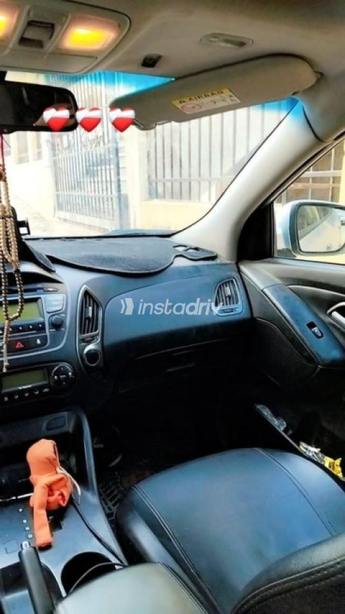 Hyundai IX 35 2015 Silver Automatic Used for Sale in Obour City - 6