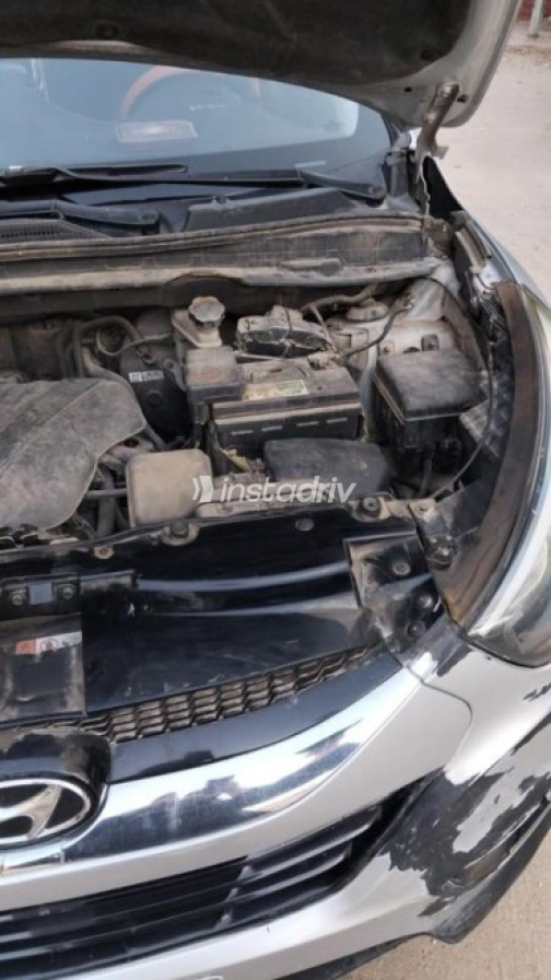 Hyundai IX 35 2015 Silver Automatic Used for Sale in Obour City - 8