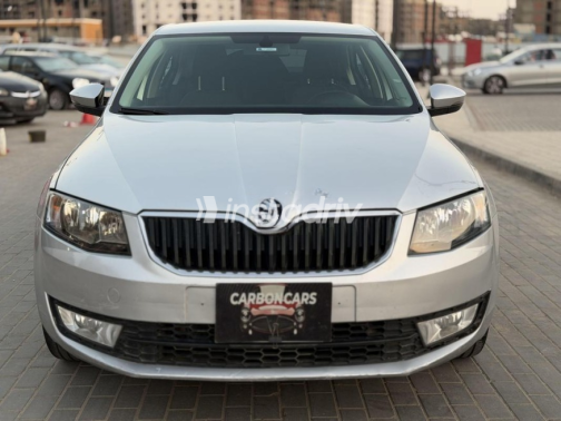 سكودا اوكتافيا 2015 فضي أوتوماتيك مستعملة للبيع في مدينة نصر - 1
